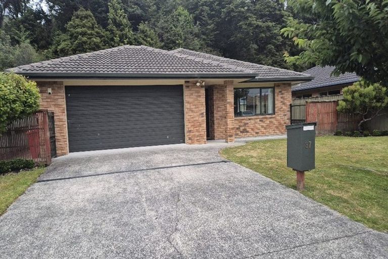 Photo of property in 37 Evergreen Crescent, Trentham, Upper Hutt, 5018