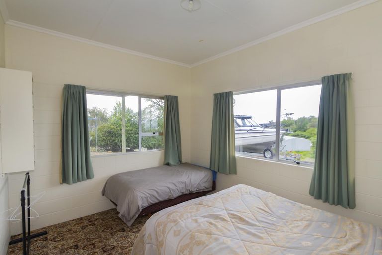 Photo of property in 17 Cardiff Street, Moeraki, 9482