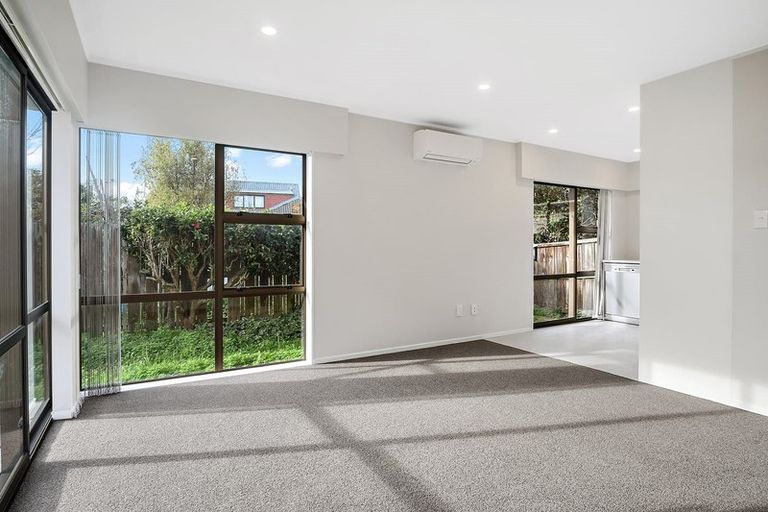 Photo of property in 4/9 Allen Avenue, Papatoetoe, Auckland, 2025