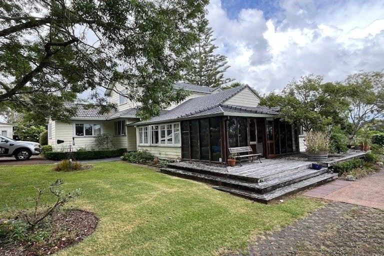Photo of property in 336 Point View Drive, Shamrock Park, Auckland, 2016