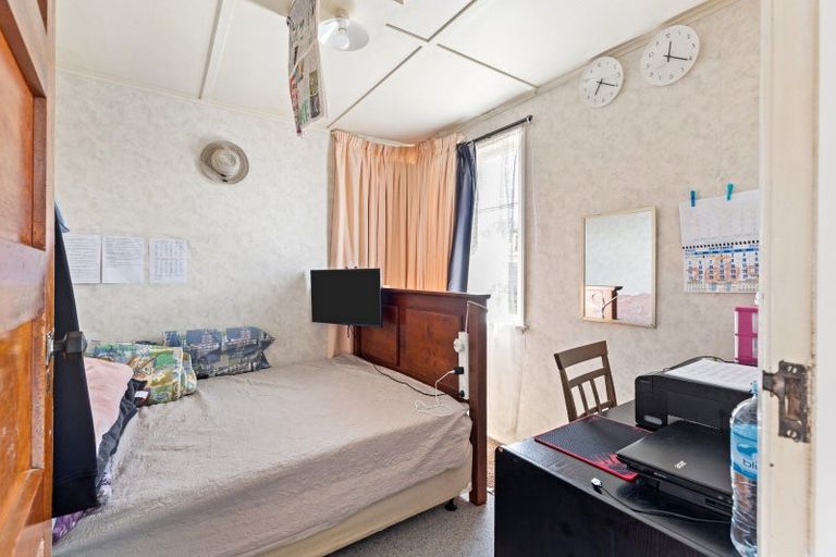 Photo of property in 52 Cuba Street, Marton, 4710