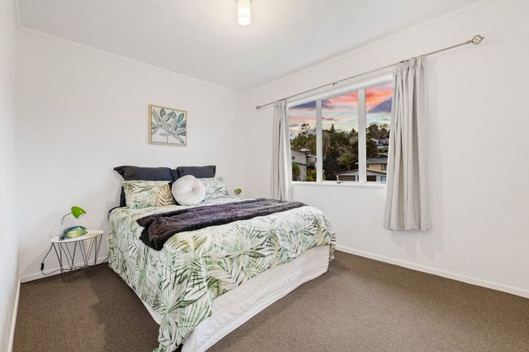 Photo of property in 24 Garton Drive, Massey, Auckland, 0614