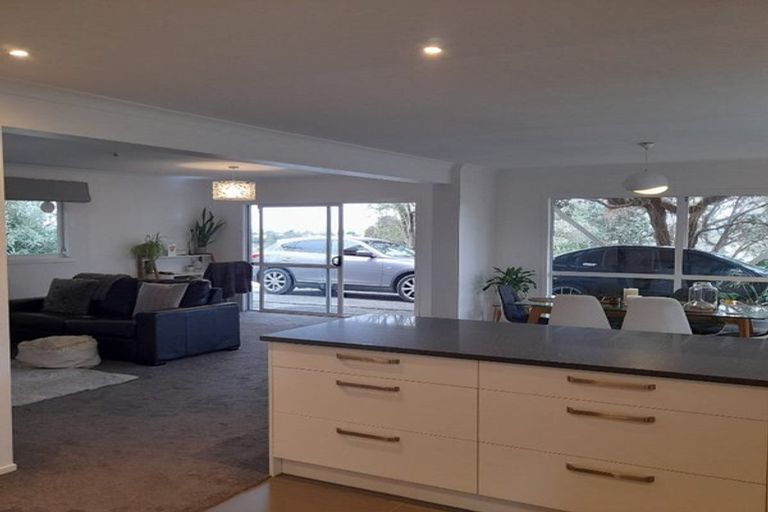Photo of property in 20 Layton Road, Manly, Whangaparaoa, 0930