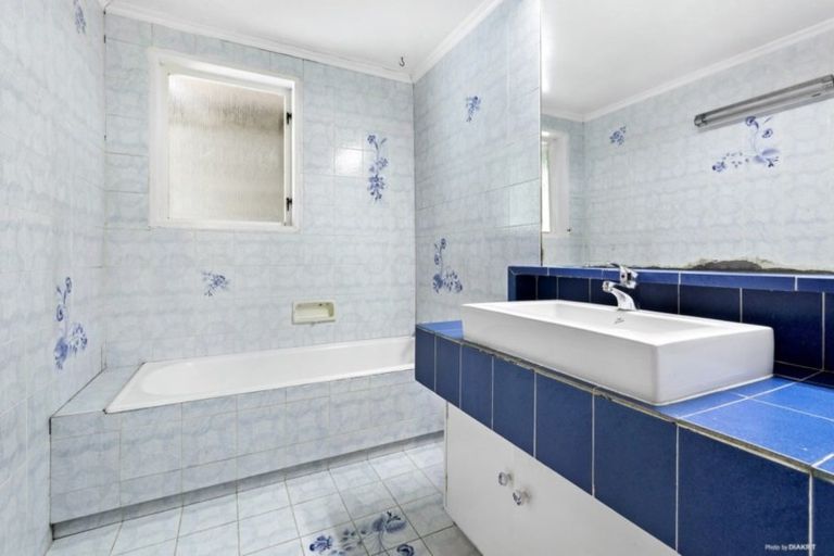 Photo of property in 27 The Crescent, Roseneath, Wellington, 6011