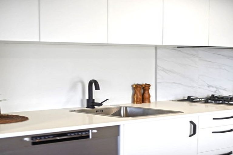 Photo of property in 3/26 May Street, Hamilton East, Hamilton, 3216