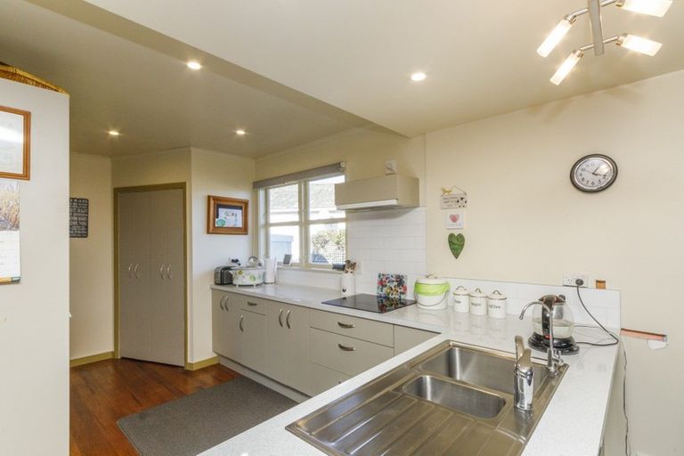 Photo of property in 79 Taumaihi Street, Bulls, 4818