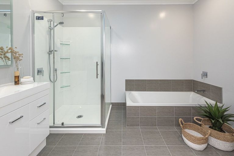 Photo of property in 2 Delhi Avenue, Aramoho, Whanganui, 4500