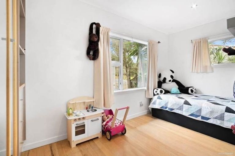 Photo of property in 17 Beatrice Avenue, Hillcrest, Auckland, 0627