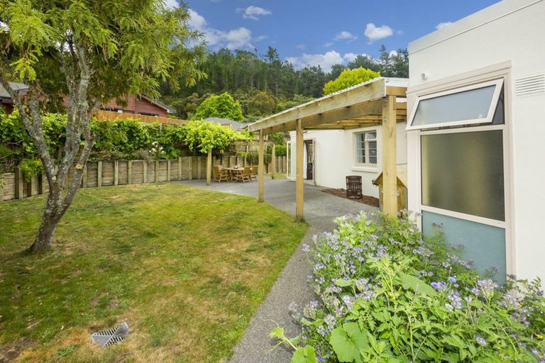 Photo of property in 81 Raukawa Street, Stokes Valley, Lower Hutt, 5019