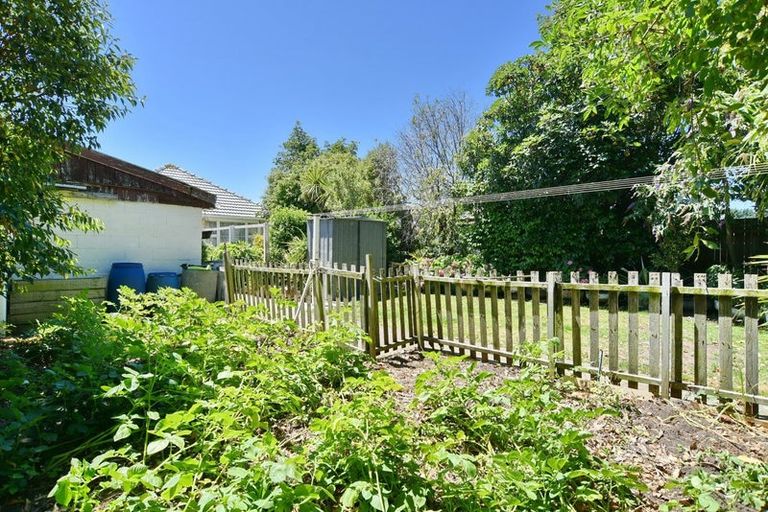 Photo of property in 71 Vancouver Crescent, Wainoni, Christchurch, 8061
