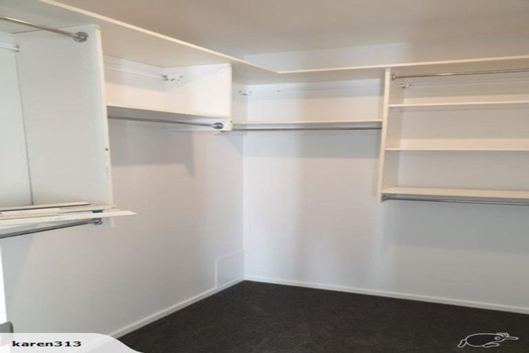 Photo of property in 3/14 Fields Parade, Oteha, Auckland, 0632