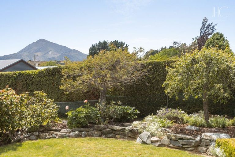 Photo of property in 18 Wairau Road, Albert Town, Wanaka, 9305
