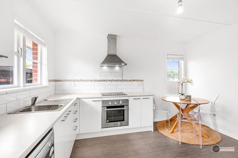 Photo of property in 68a Hikurangi Street, Trentham, Upper Hutt, 5018