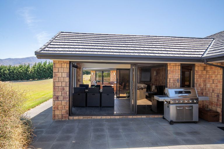 Photo of property in 317 Golden Road, Springvale, Alexandra, 9393