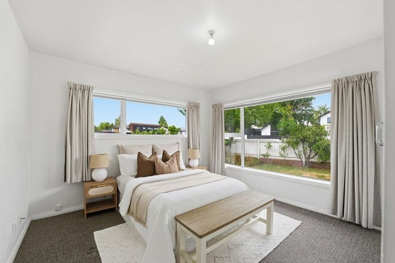 Photo of property in 124a Glandovey Road, Strowan, Christchurch, 8052