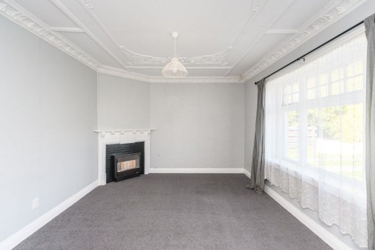Photo of property in 51 Burns Avenue, Takaro, Palmerston North, 4412