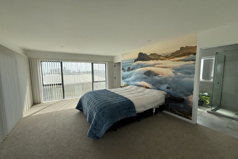 Photo of property in 29a Marine Parade South, Foxton Beach, Foxton, 4815