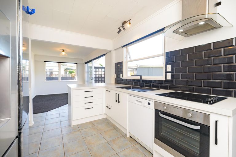 Photo of property in 30 Slacks Road, Awapuni, Palmerston North, 4412