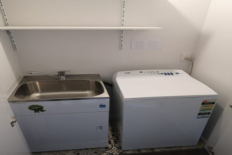 Photo of property in 1/28 Armagh Street, Christchurch Central, Christchurch, 8013