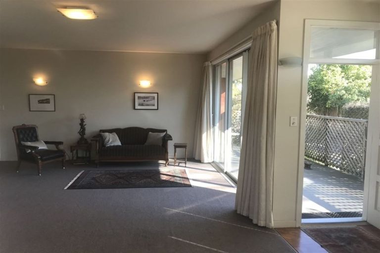 Photo of property in 53 Papanui Road, Merivale, Christchurch, 8014