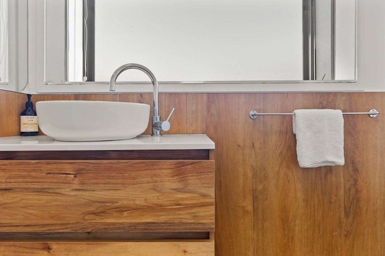 Photo of property in 216 Sunset Road, Sunnybrook, Rotorua, 3015