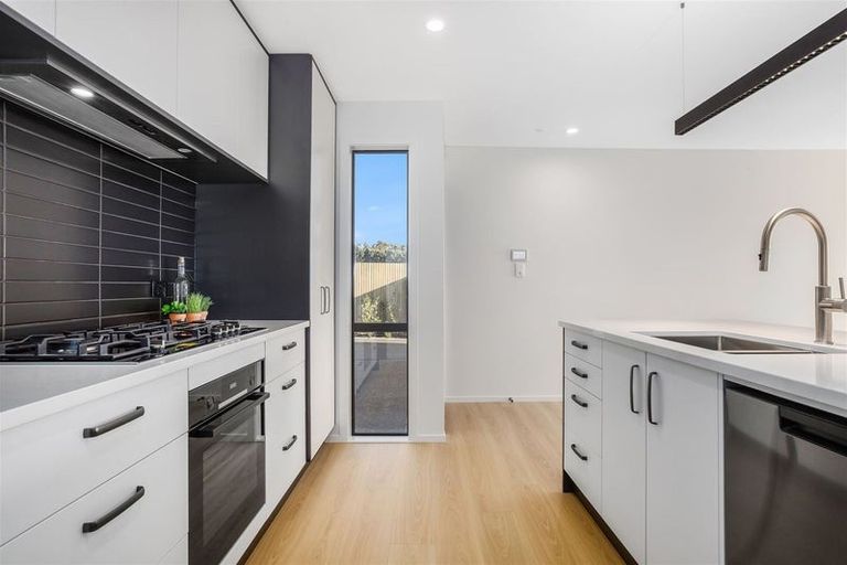 Photo of property in 176b Navigation Drive, Whitby, Porirua, 5024