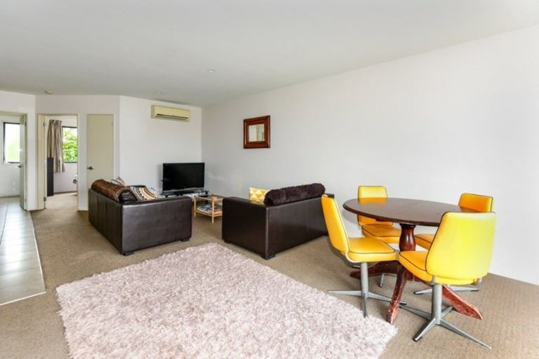 Photo of property in 3/75 Thackeray Place, Waltham, Christchurch, 8023