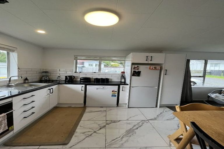 Photo of property in 35b Stockdale Street, Wainuiomata, Lower Hutt, 5014