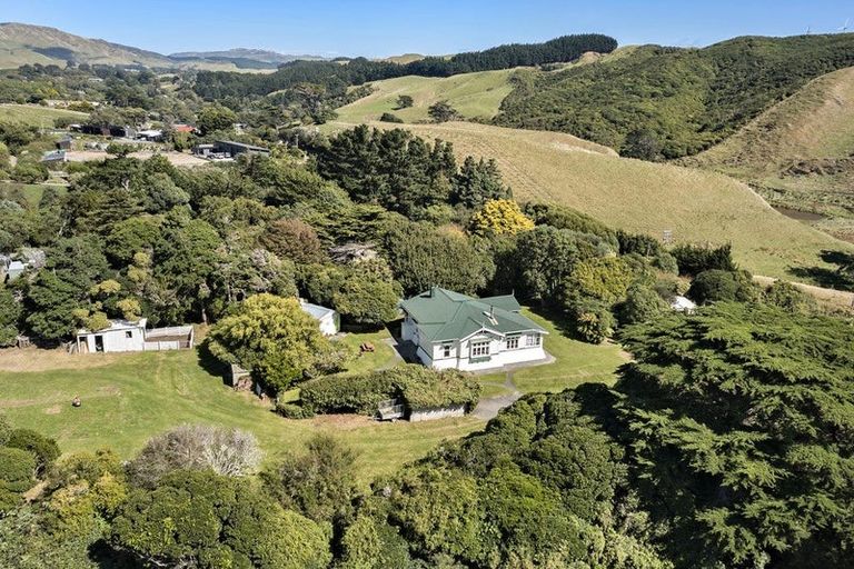 Photo of property in 670 Ohariu Valley Road, Ohariu, Wellington, 6037