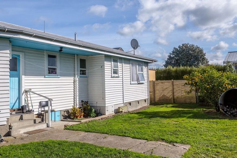 Photo of property in 5 Dublin Street, Martinborough, 5711