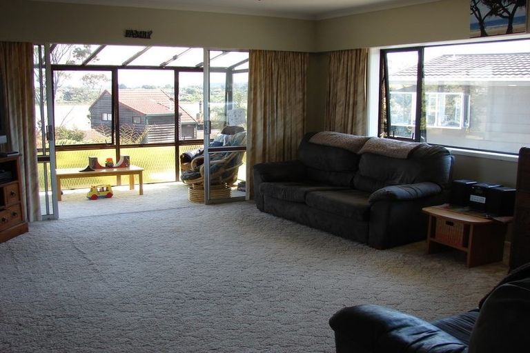 Photo of property in 6 Sunny Bay Road, Matua, Tauranga, 3110