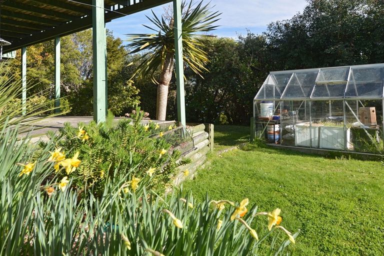 Photo of property in 64 Ritchie Road, Parua Bay, Whangarei, 0174