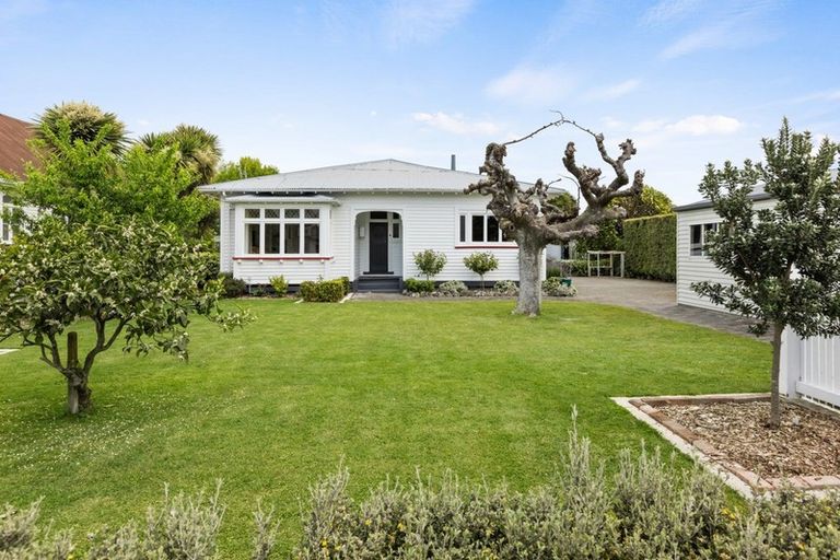 Photo of property in 190 Vigor Brown Street, Napier South, Napier, 4110