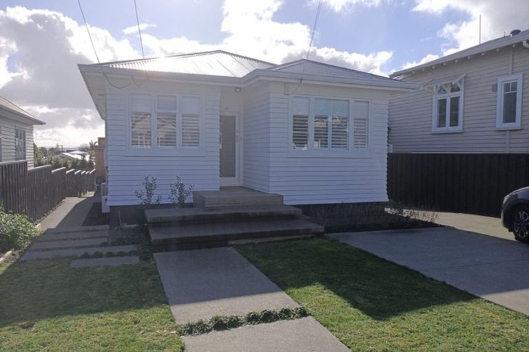 Photo of property in 47 Formby Avenue, Point Chevalier, Auckland, 1022
