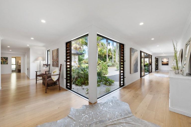 Photo of property in 349 Clifton Road, Whitford, Howick, 2571