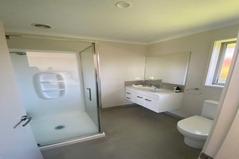 Photo of property in 31 Fairfax Crescent, Pyes Pa, Tauranga, 3112