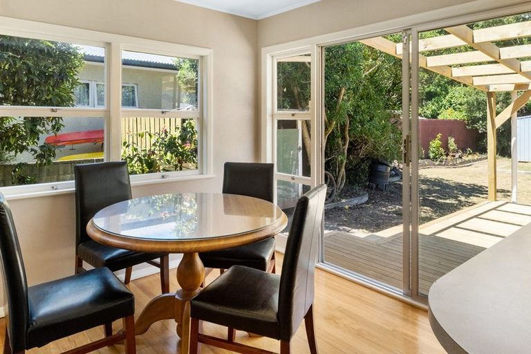 Photo of property in 22 Shelley Crescent, Stoke, Nelson, 7011