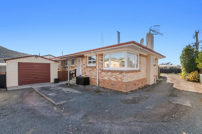 Photo of property in 6 Kusabs Road, Mangakakahi, Rotorua, 3015