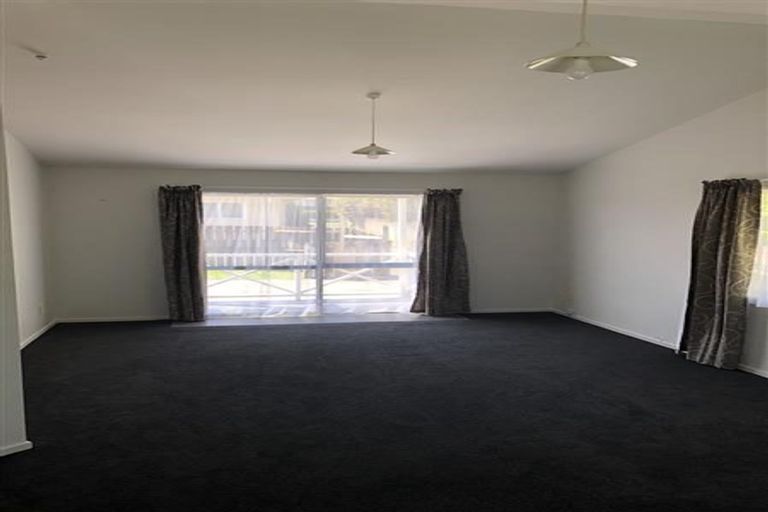 Photo of property in 2/20 Kent Road, Manurewa, Auckland, 2102
