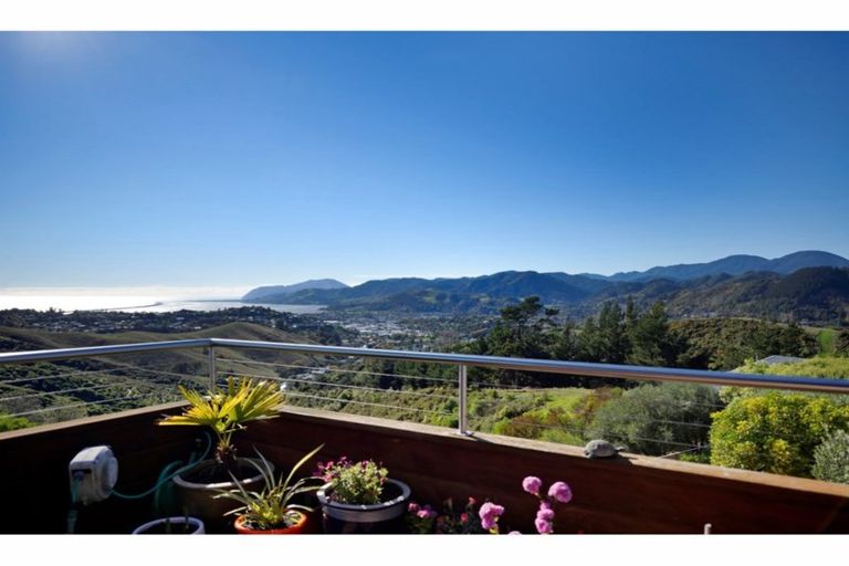 Photo of property in 327 Princes Drive, Britannia Heights, Nelson, 7010