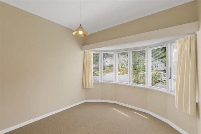 Photo of property in 10 Rimu Road, Kelburn, Wellington, 6012