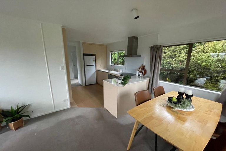 Photo of property in 1/42 Stanley Road, Glenfield, Auckland, 0629