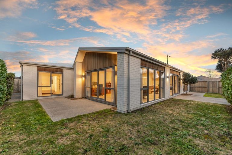 Photo of property in 63 Prestons Park Drive, Marshland, Christchurch, 8083