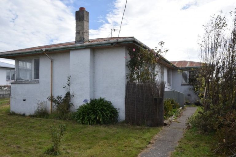 Photo of property in 86 Mcquarrie Street, Kingswell, Invercargill, 9812
