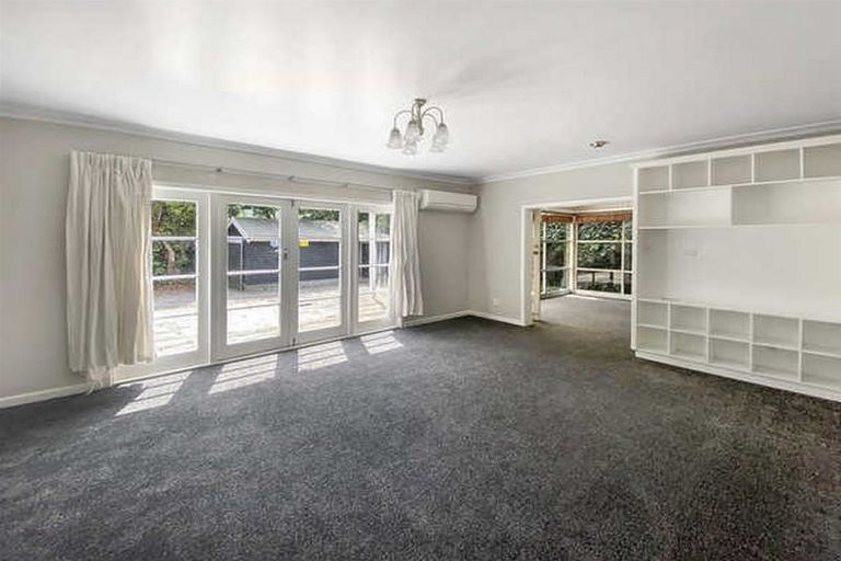 Photo of property in 68a Clyde Road, Ilam, Christchurch, 8041