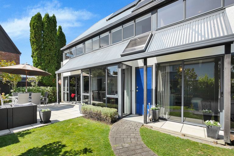 Photo of property in 1/14 Taylors Avenue, Bryndwr, Christchurch, 8052