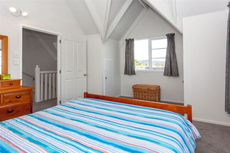 Photo of property in 17 Pipi Dune, Whitianga, 3510