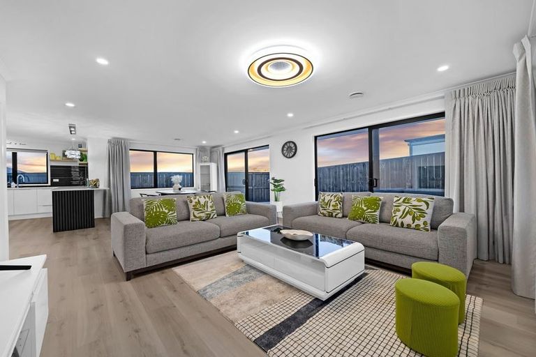 Photo of property in 29 Calder Crescent, Pokeno, 2402