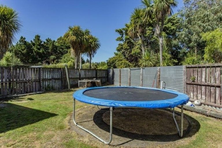 Photo of property in 2 Penfold Square, Leithfield, 7481