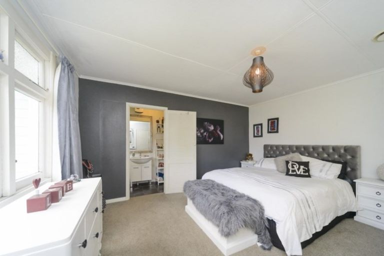 Photo of property in 1032 Kimbolton Road, Feilding, 4777